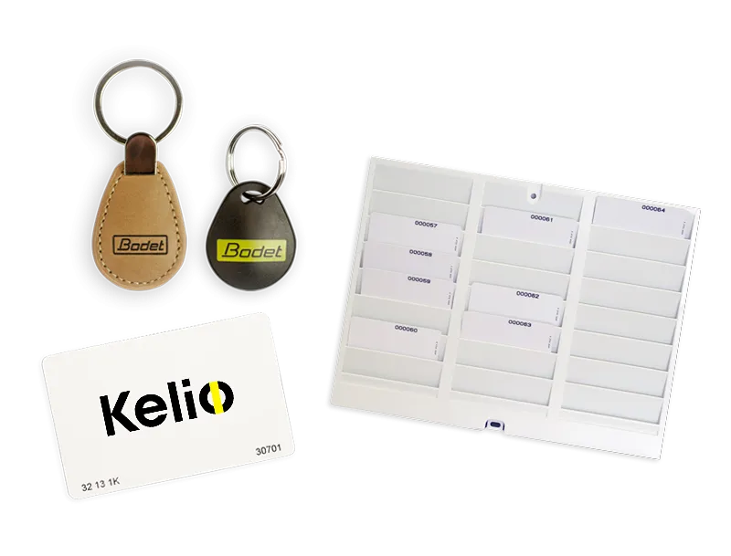 Accessoires Time Box:  klokkaarten, inktlinten, kaartenbakken en badgerek